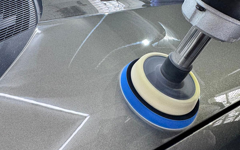 Polieren von Autolack